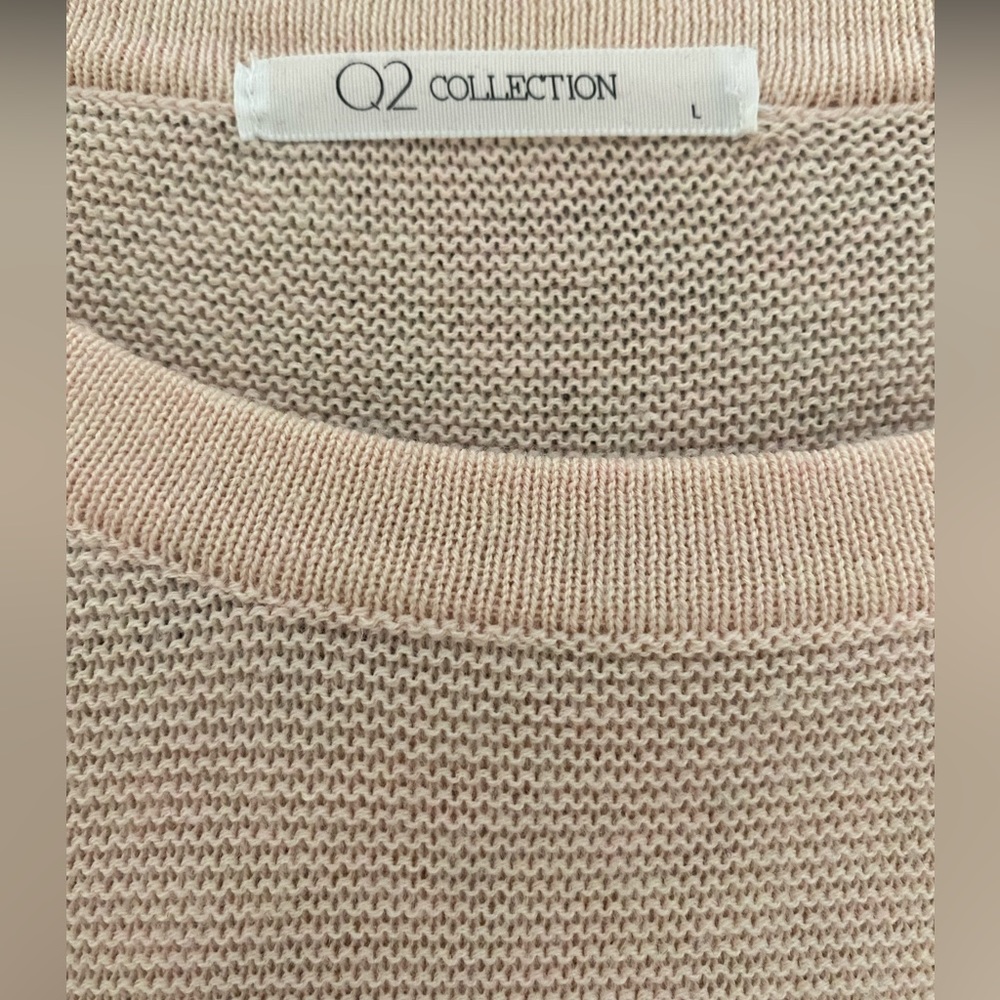 Women’s Ruffle Sweater - Picture 2 of 3